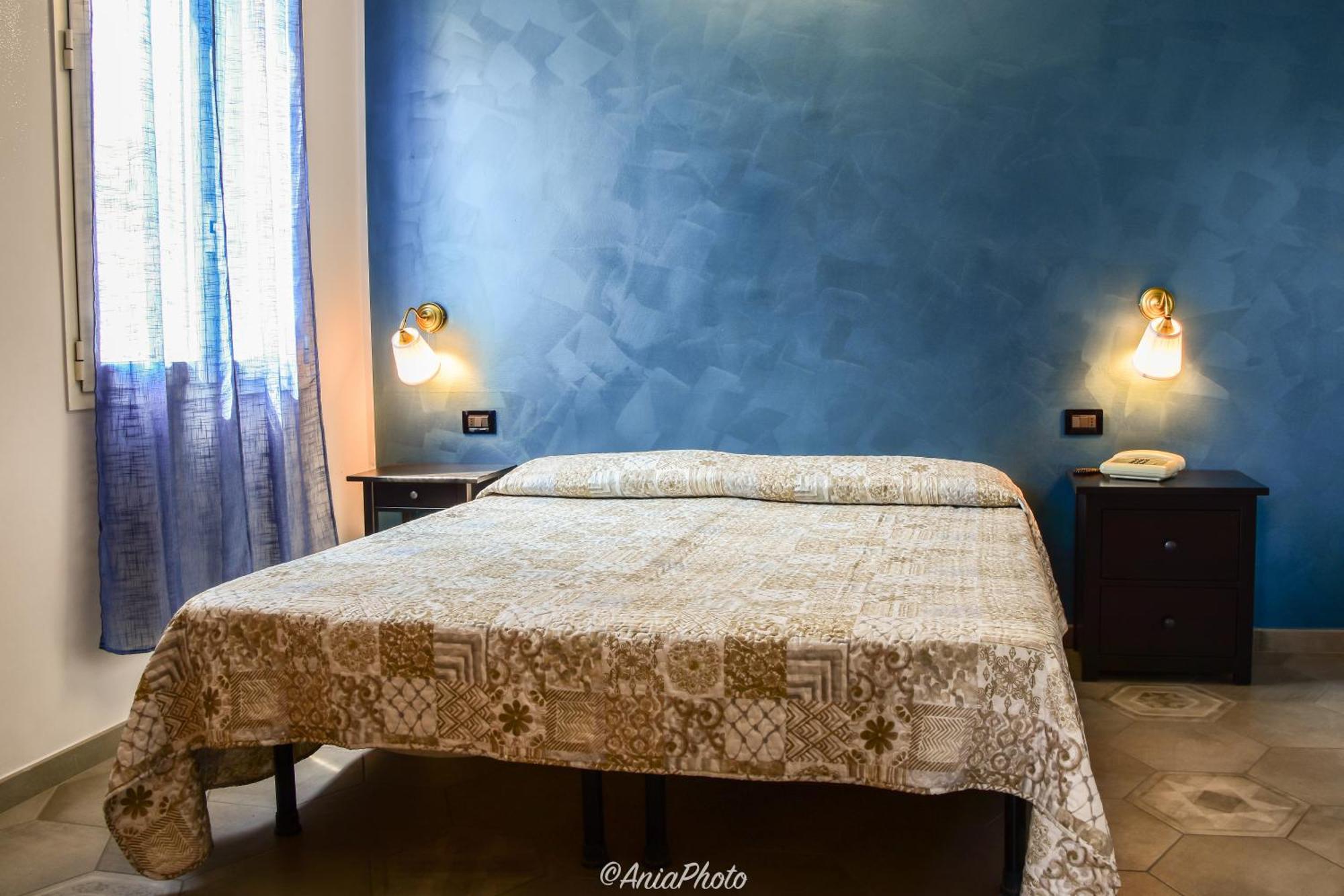 Albergo Florida Taggia Εξωτερικό φωτογραφία